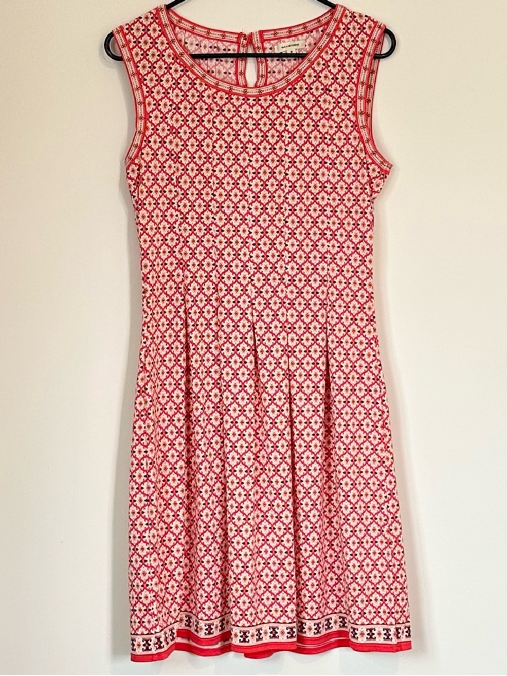 Max Studio Red & White Printed Sleeveless Dress - Size: Medium
